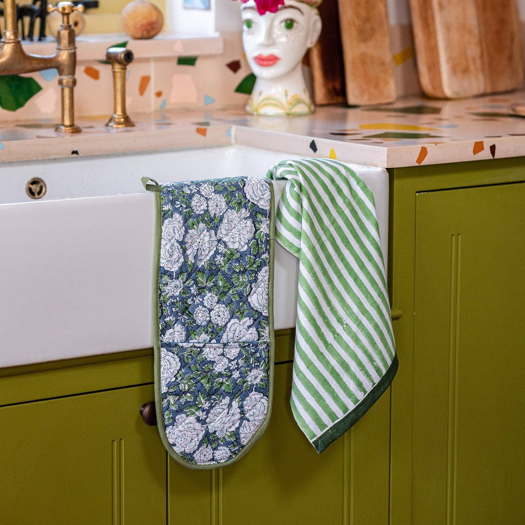In Bloom Oven Gloves in Blue