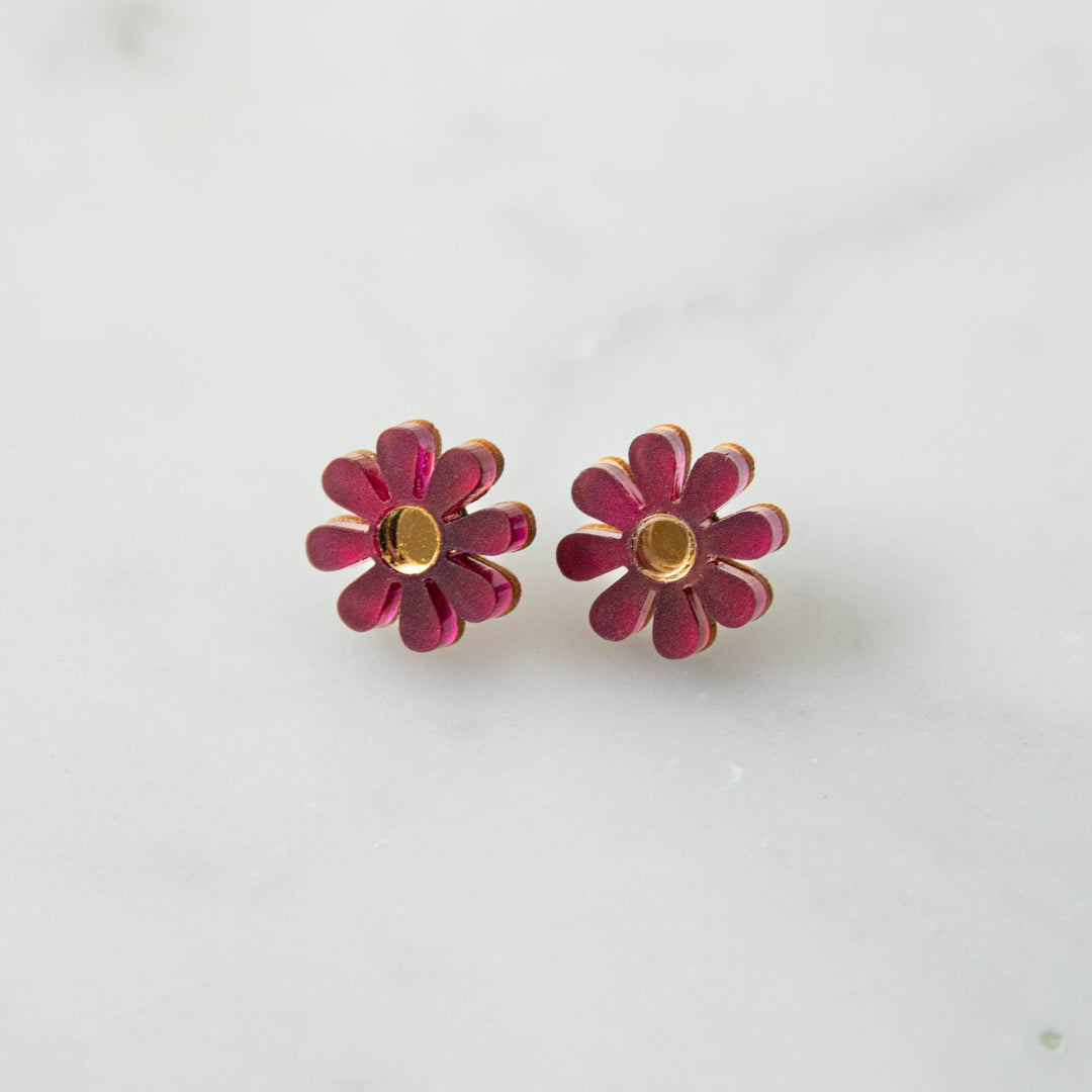 Daisy Stud Earrings: Aubergine Purple & Gold