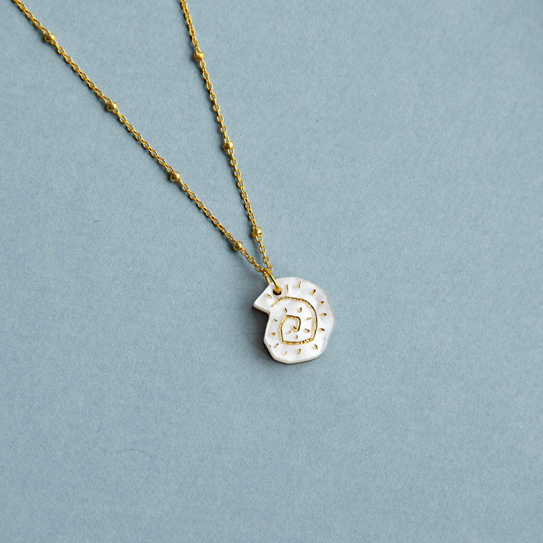 Marble White Shell Necklace