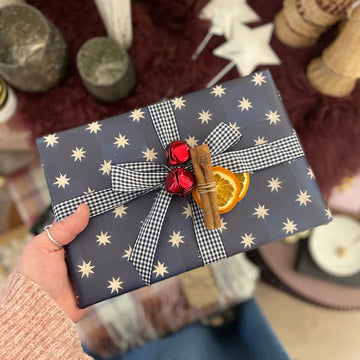 Wrap It Right: Jazz It Up With Unique Present Toppers