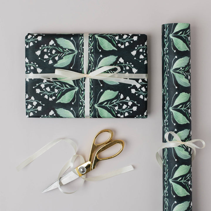 Lily Botanical Gift Wrap Sheet