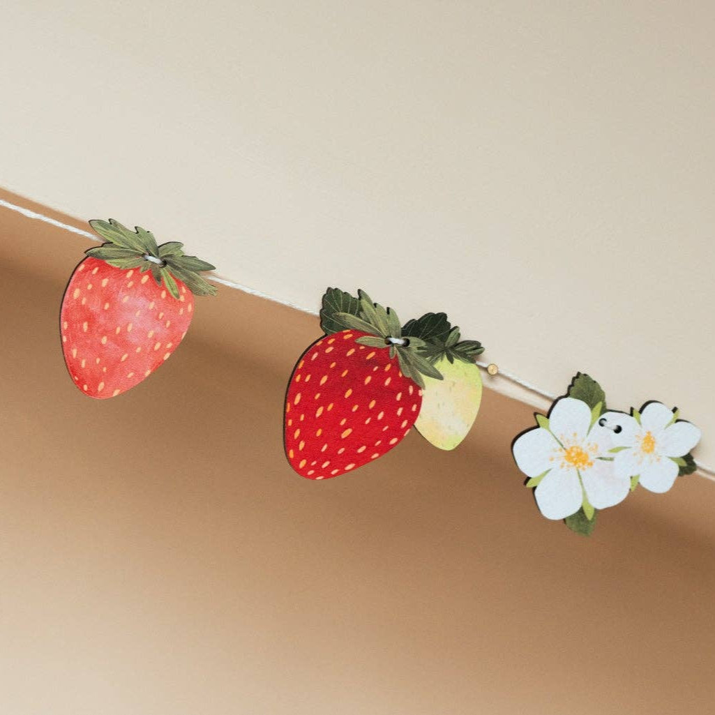 Wild Strawberry Wooden Garland