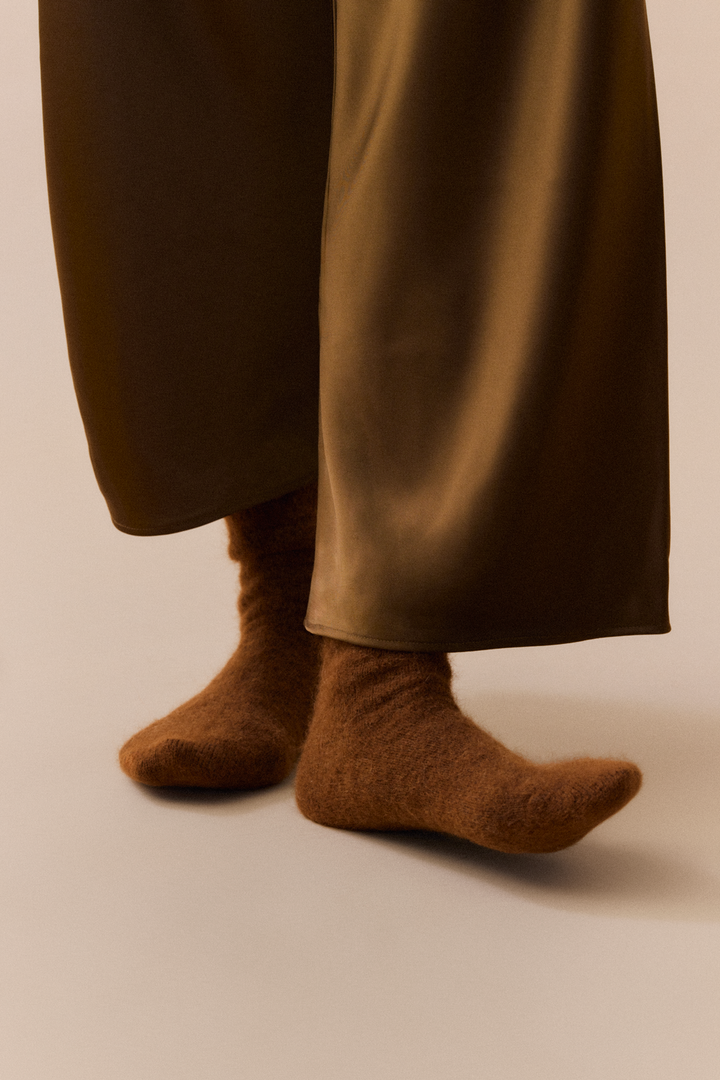 Ultra Soft Alpaca Socks in Chestnut Brown