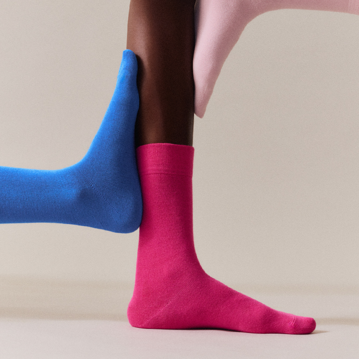 Pairs Dahlia Pink Bamboo Socks