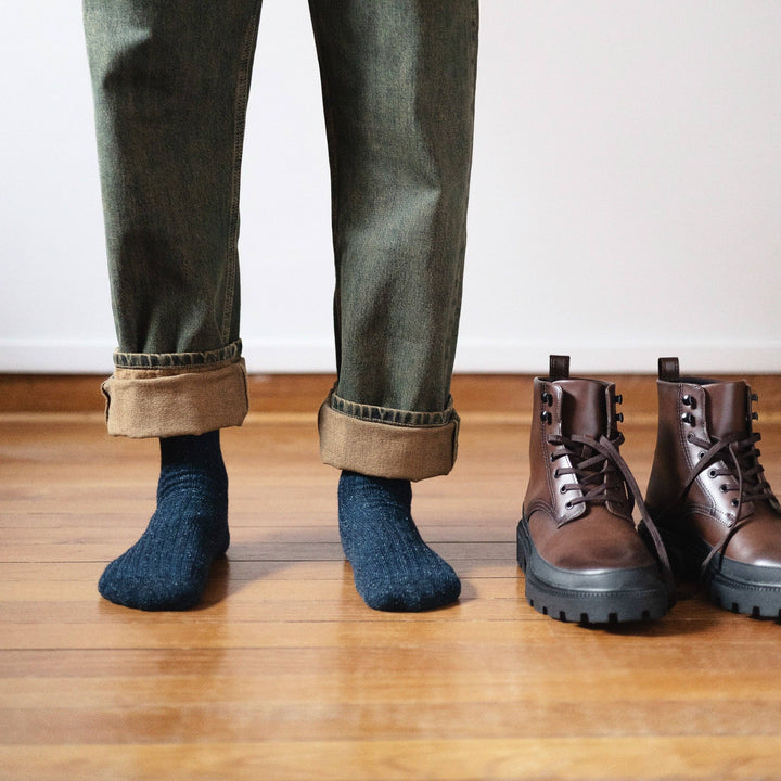 Silk & Wool Dust Star Socks in Navy