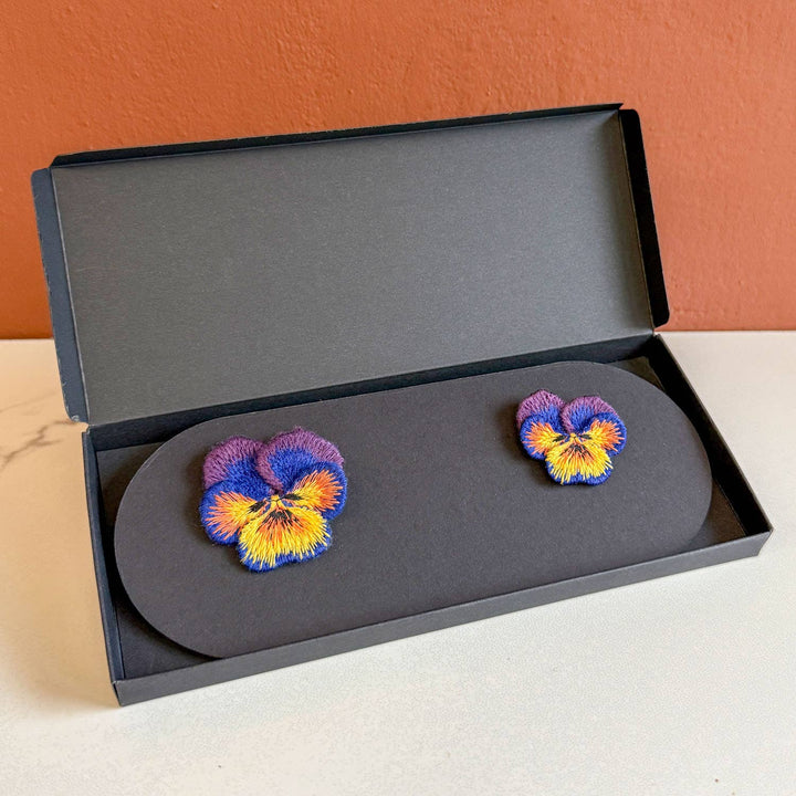 Pansy Embroidered Brooch Set