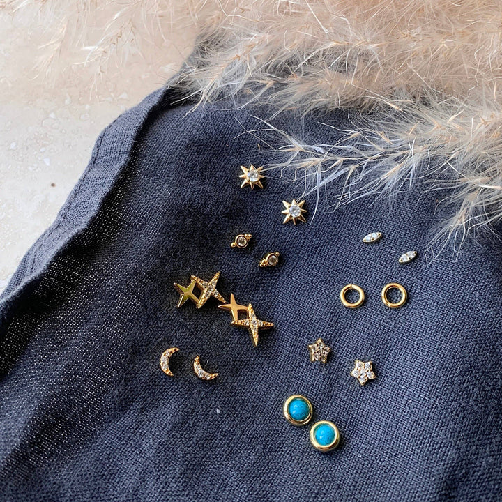 Paisley Stud Earrings: Gold or Silver