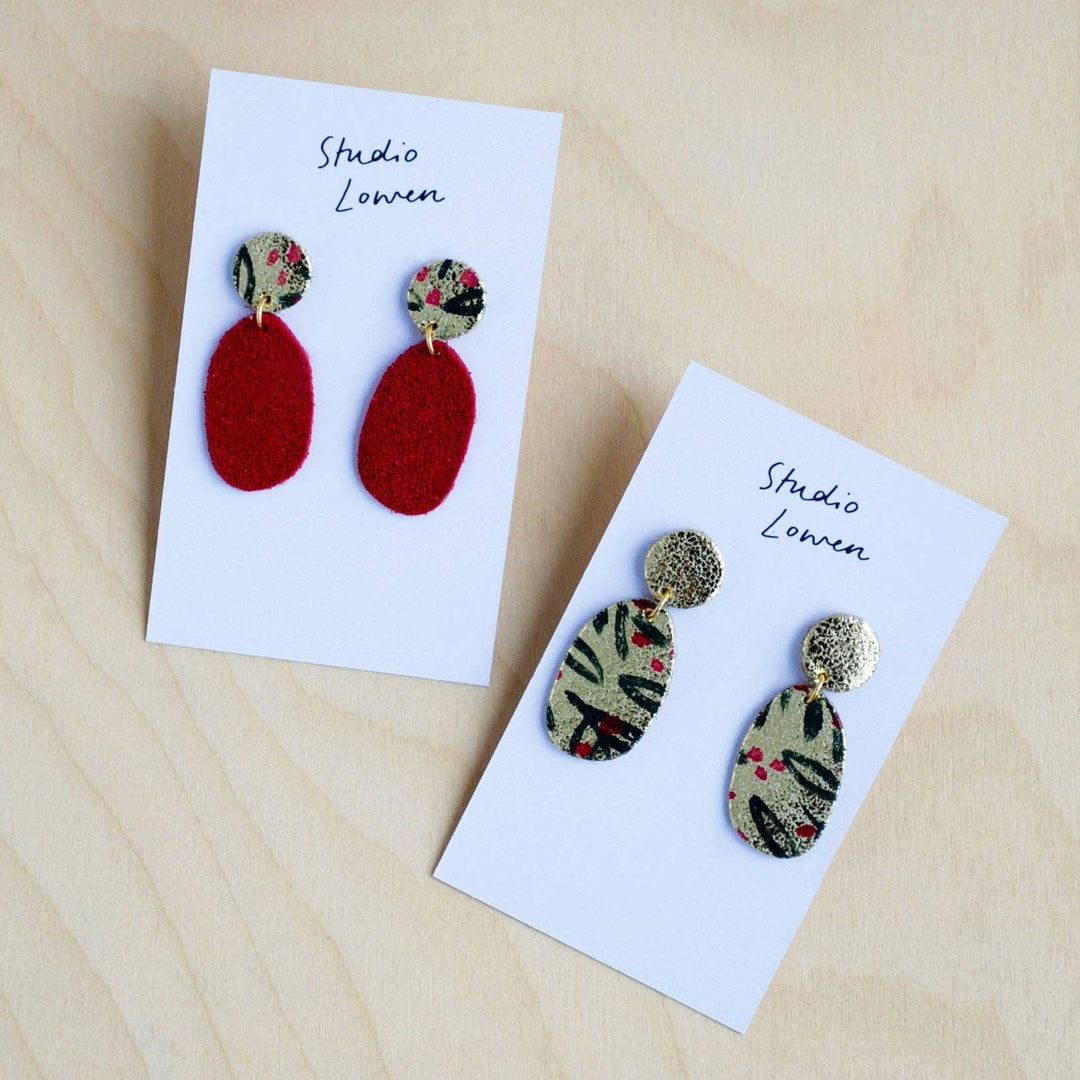 Christmas Maia Drop Earrings: Gold