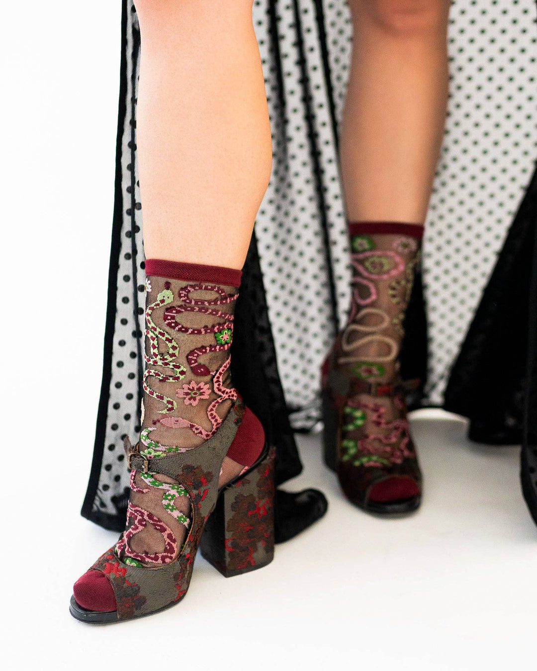 Serpentine Floral Black Sheer Socks