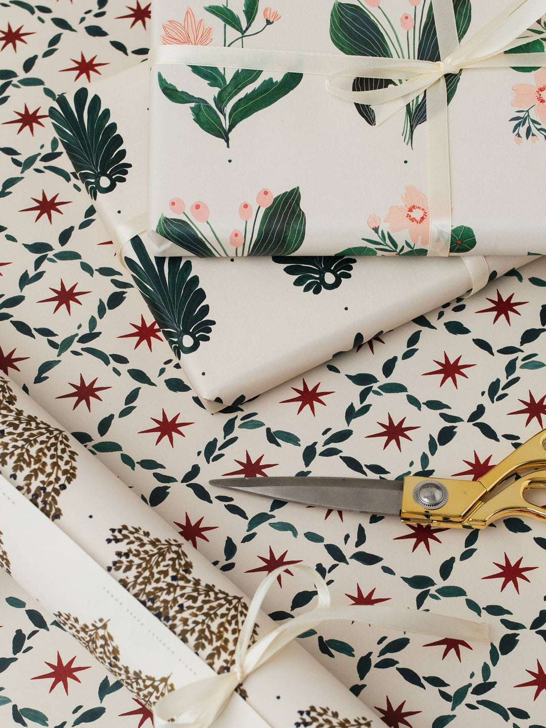 Diamond Star Botanical Gift Wrap Sheet
