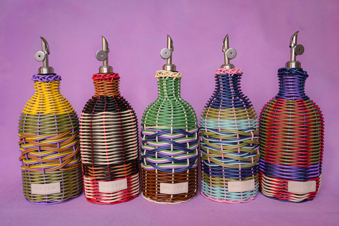 Woven Oil Pourer - Pink & Navy