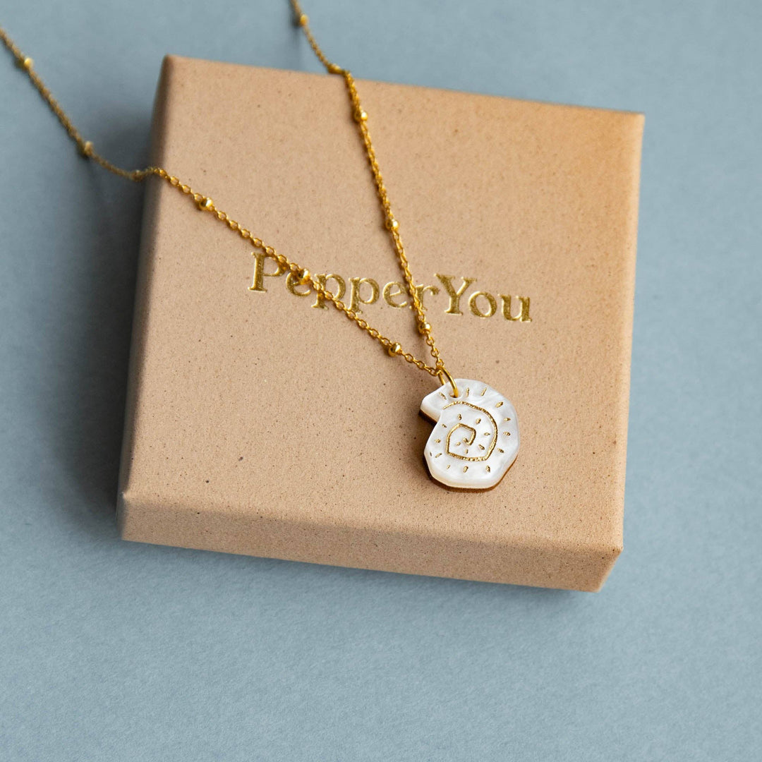 Marble White Shell Necklace