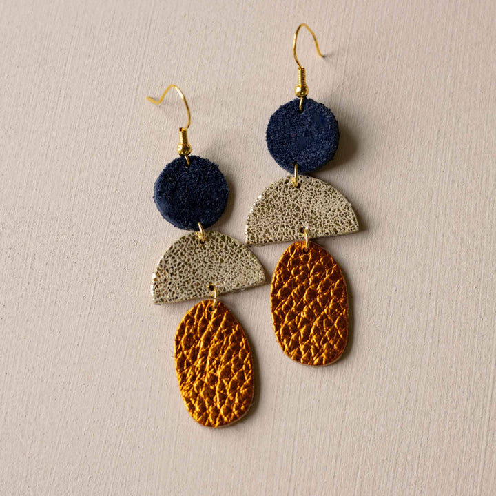 Bamaluz Dangle Leather Hook Earrings