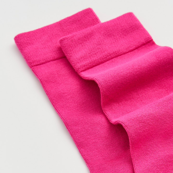 Pairs Dahlia Pink Bamboo Socks