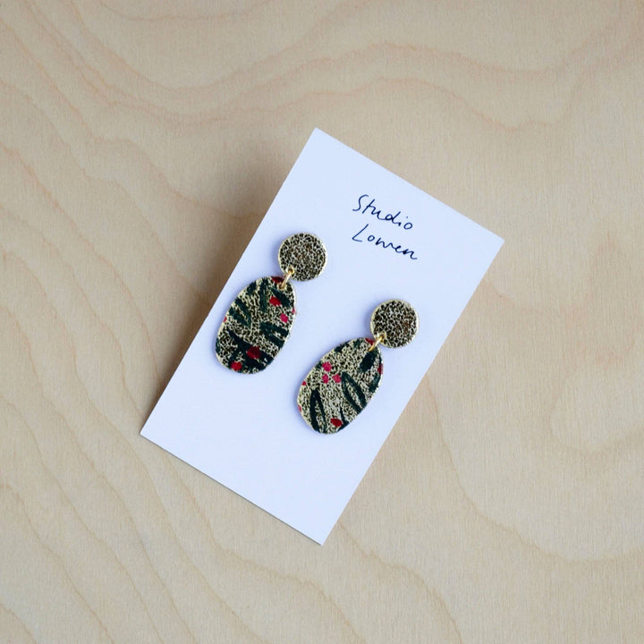 Christmas Maia Drop Earrings: Gold