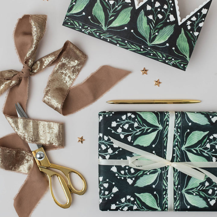 Lily Botanical Gift Wrap Sheet