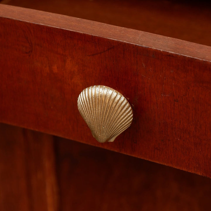 Shell Knob
