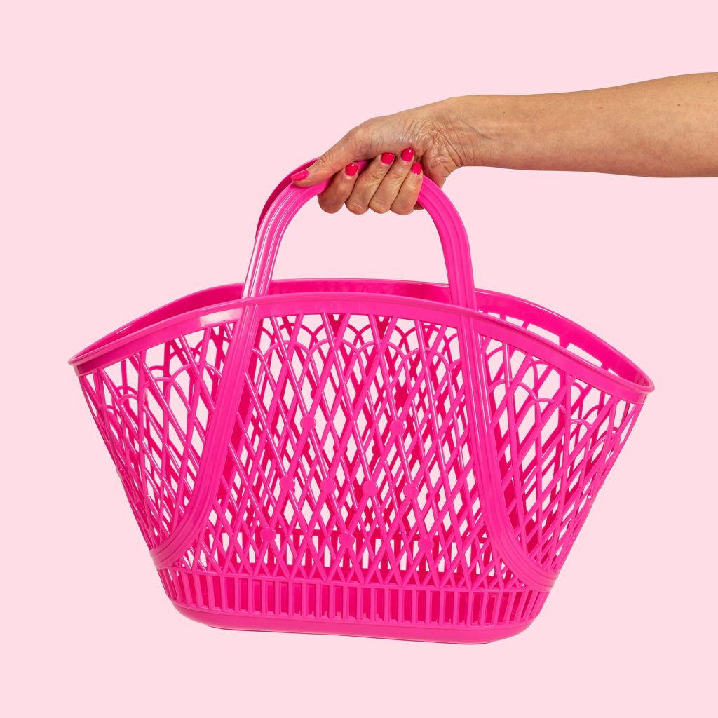 Betty Basket in Berry