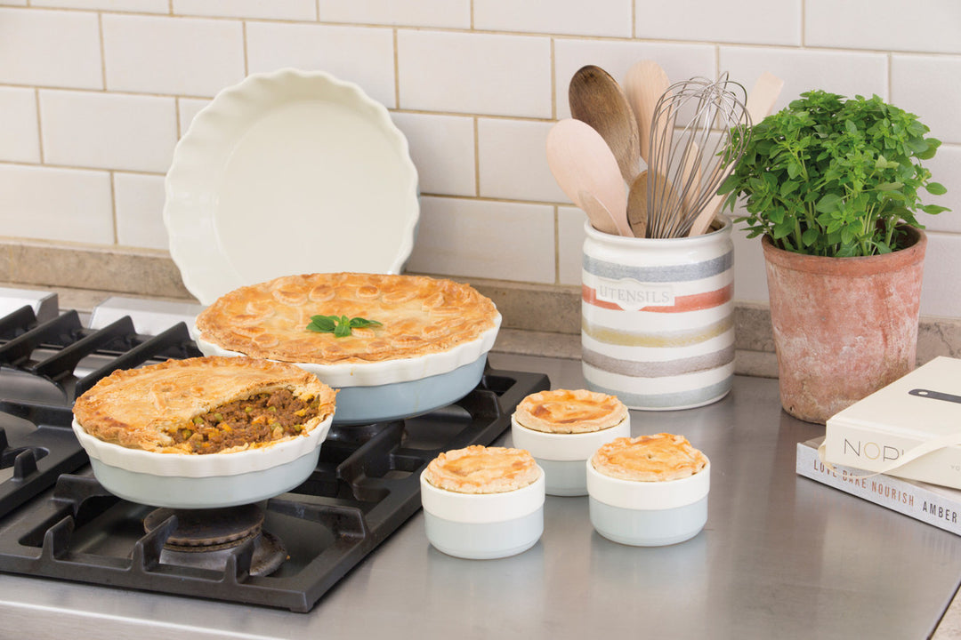 Classic Collection Set of 4 Ceramic Ramekins