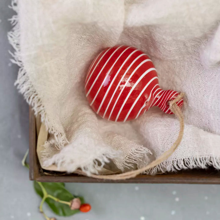Red & White Swirl Glass Hanging Decorations
