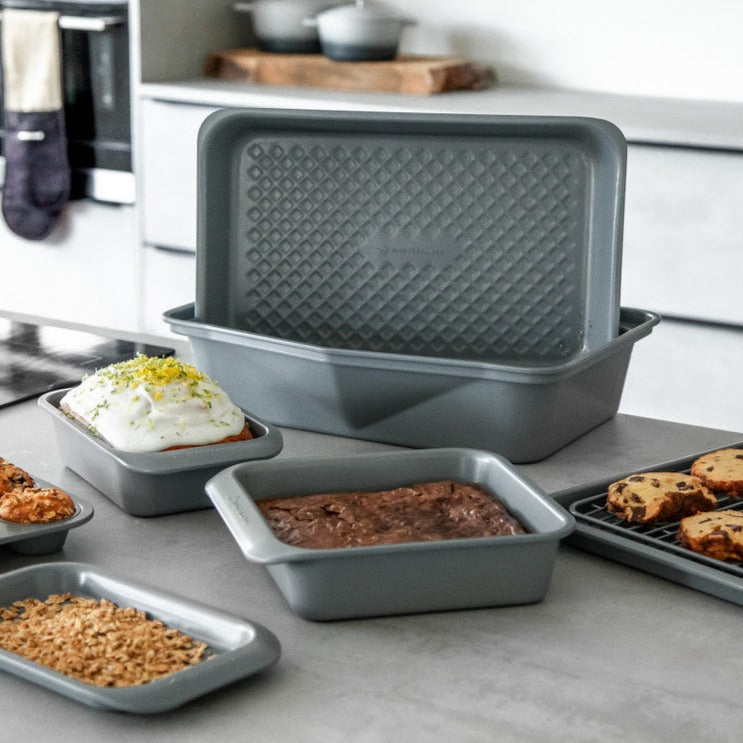 Smart Ceramic Set of 2 Large Roaster Trays with Robust Non-Stick Coating