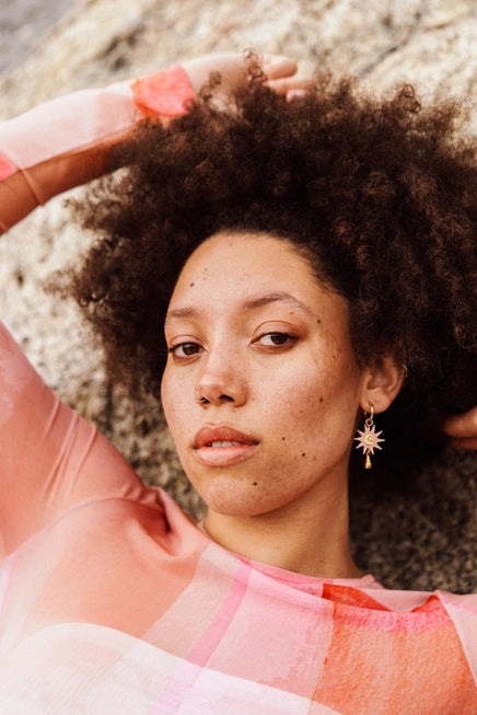 Sol Hoop Earrings in Dusty Lilac