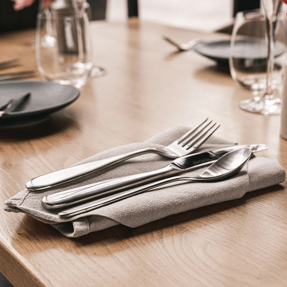 Robert Welch Cutlery Set - Stanton Satin – Quince & Cook