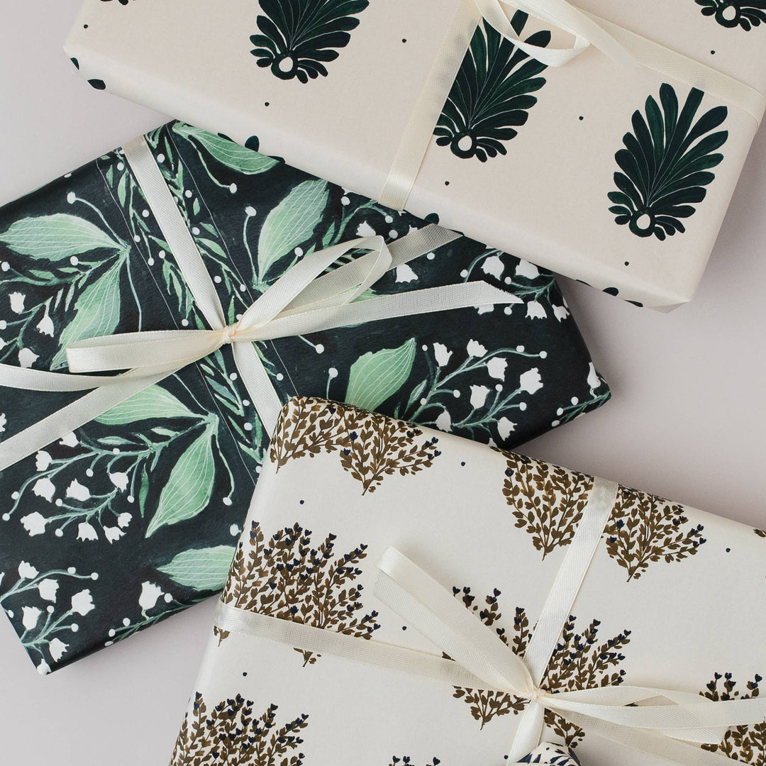 Lily Botanical Gift Wrap Sheet