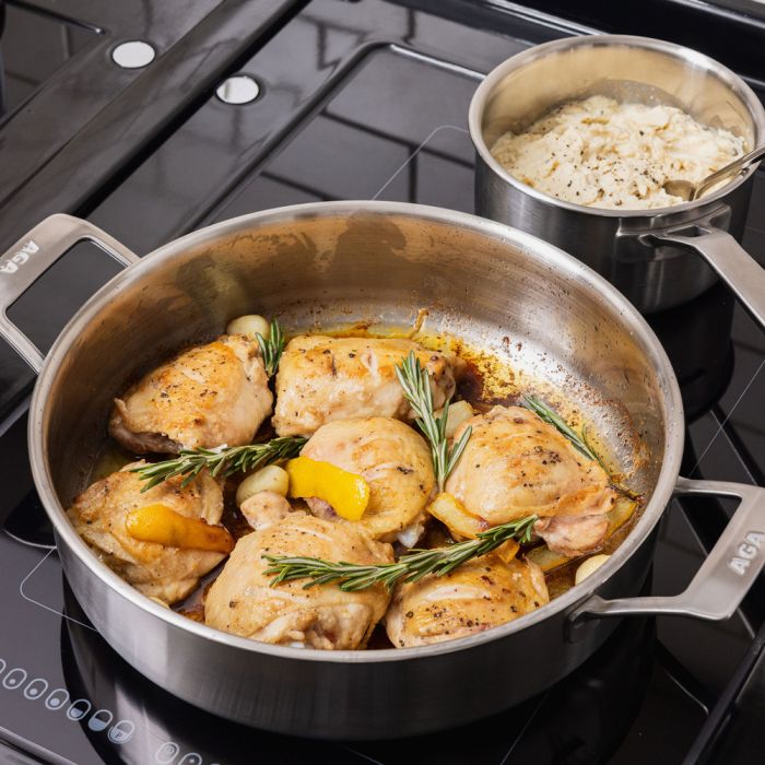 AGA 5-Ply Stainless Steel 28cm Serving Pan