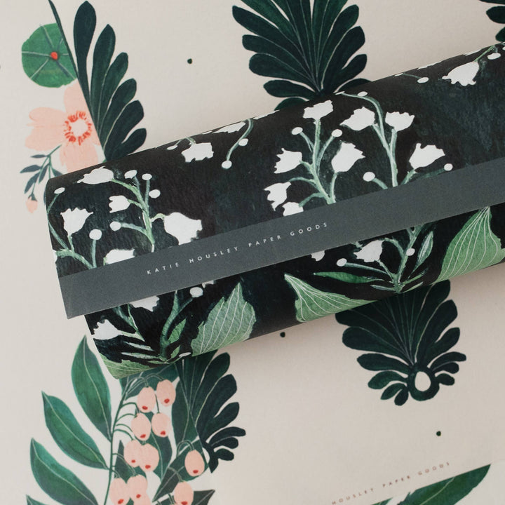 Lily Botanical Gift Wrap Sheet