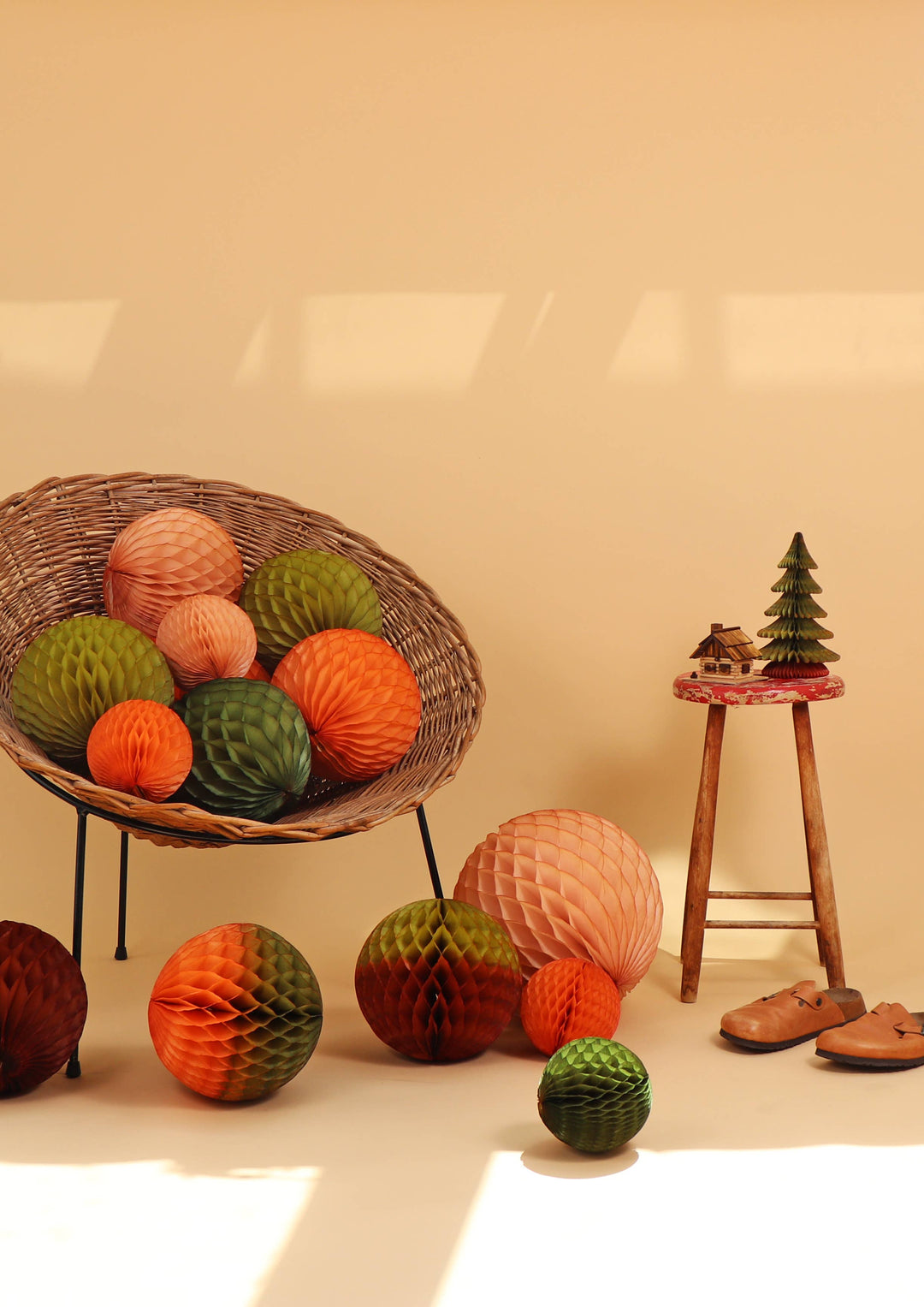 Alpine Paper Tree - 25cm