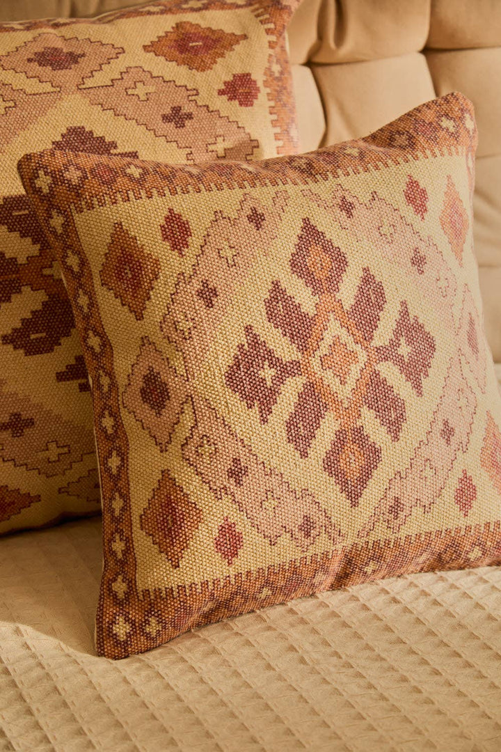 Aisha Pink Cushion Cover