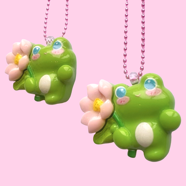 Pop Cutie Frog & Flower Necklace