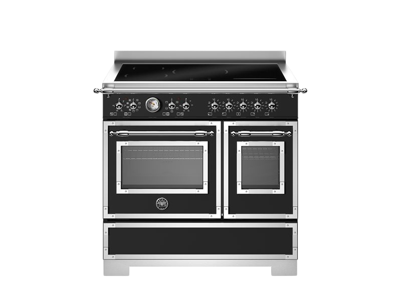bertazzoni heritage range cooker black and stainlss steel trim with induction