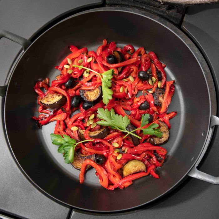 AGA Black Iron 32cm Serving Pan