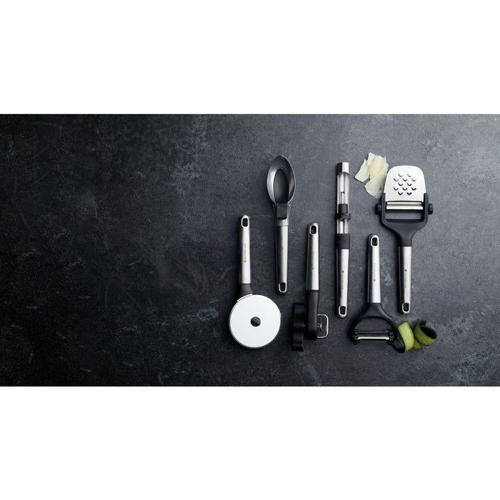 Quick Release Apple Corer