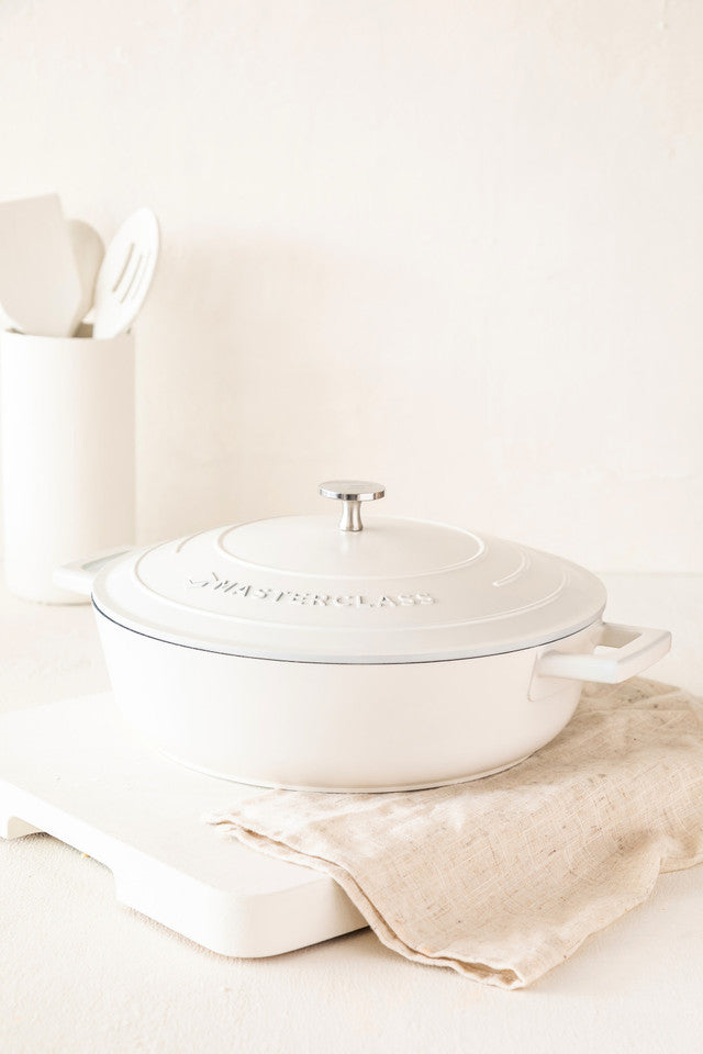 Cast Aluminium Cream Shallow Casserole Dish | 4L Capacity