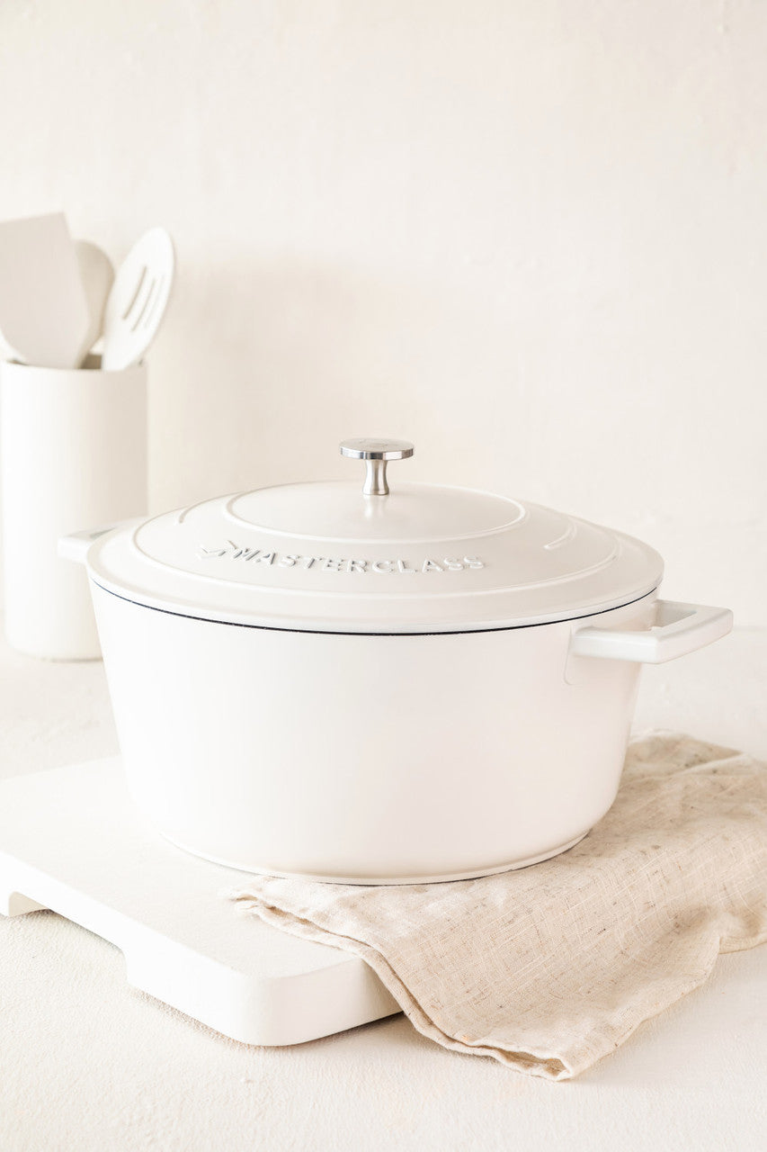 Cast Aluminium Cream Casserole Dish | 5L Capacity