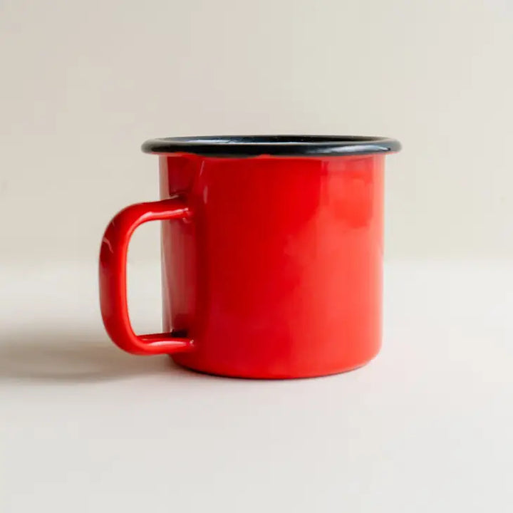 Enamel Mug in Red